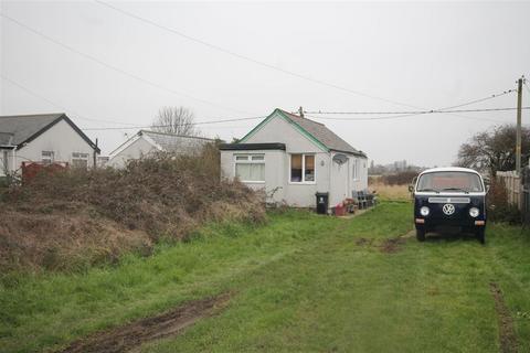 2 bedroom bungalow for sale, Jaywick, Clacton on Sea CO15