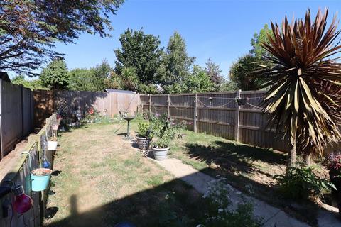 5 Branston Road, Clacton-on-sea, CO15 3HE