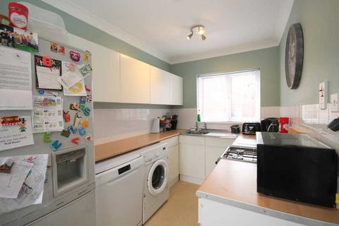 4 Andover Close, Clacton-on-sea, CO15 4XQ