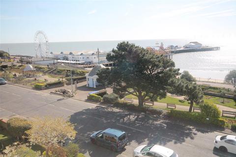 1 bedroom apartment for sale, Clacton on Sea CO15