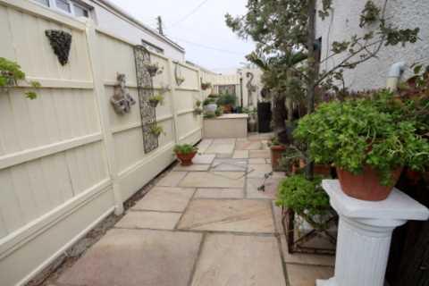 38 Brooklands, Jaywick, Clacton-on-sea, CO15 2JS