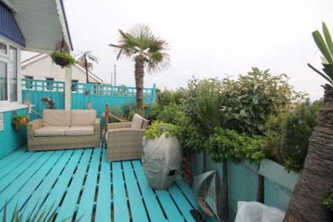38 Brooklands, Jaywick, Clacton-on-sea, CO15 2JS