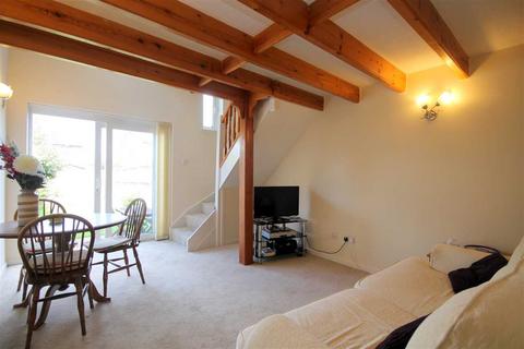 23 Camellia Crescent, Clacton-on-sea, CO16 7EU
