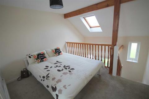 23 Camellia Crescent, Clacton-on-sea, CO16 7EU