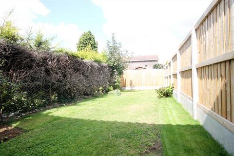 23 Camellia Crescent, Clacton-on-sea, CO16 7EU