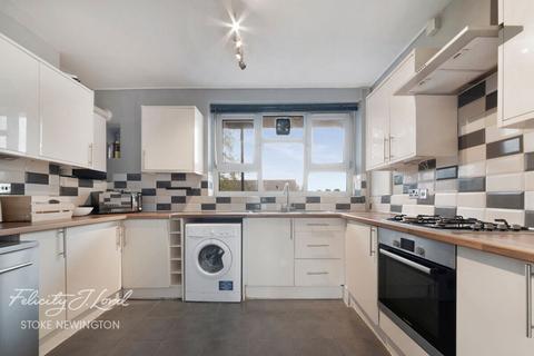 2 bedroom flat for sale, Barrie House, Albion Road, Stoke Newington, N16