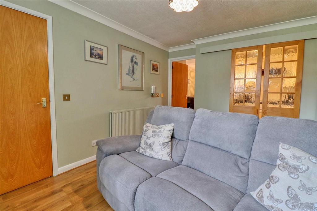 Holland on Sea CO15 2 bed terraced house for sale £165,000
