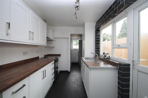 28 Crossfield Road, Clacton-on-sea, CO15 3QT