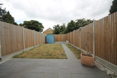 28 Crossfield Road, Clacton-on-sea, CO15 3QT