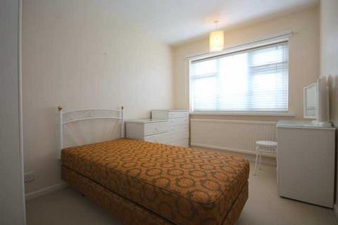 89 Cypress Close, Clacton-on-sea, CO15 4RG