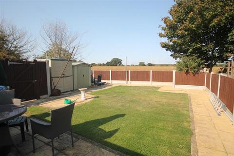 23 Coulsdon Close, Clacton-on-sea, CO16 8FN