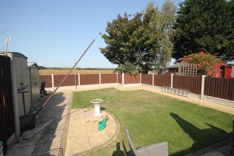 23 Coulsdon Close, Clacton-on-sea, CO16 8FN