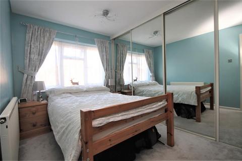6 Almond Close, Clacton-on-sea, CO15 2BW