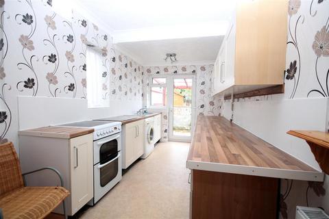 35 Branston Road, Clacton-on-sea, CO15 3HE
