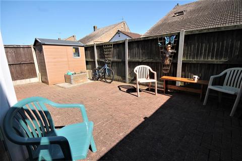 33 Crossways, Jaywick, Clacton-on-sea, CO15 2NB