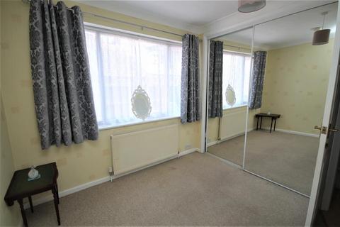 33 Crossways, Jaywick, Clacton-on-sea, CO15 2NB