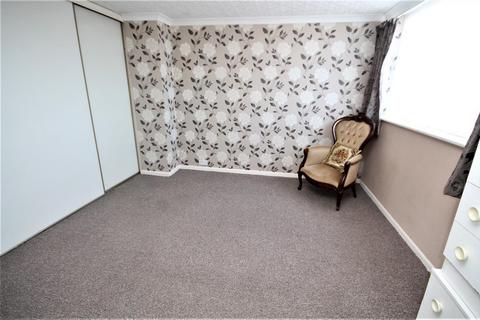 33 Crossways, Jaywick, Clacton-on-sea, CO15 2NB
