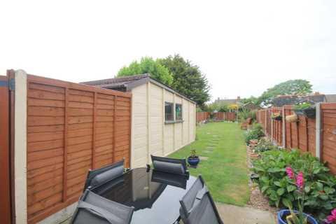 16 Crown Road, Clacton-on-sea, CO15 1AT