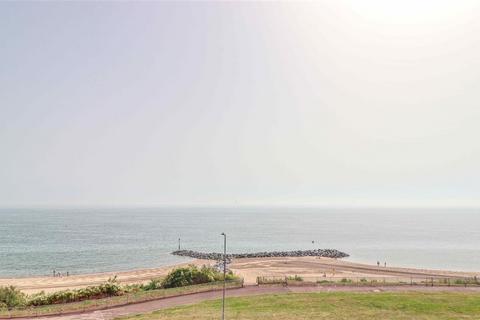 2 bedroom apartment for sale, East Clacton CO15