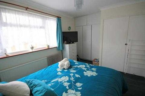 20 Broadstrood, St Osyth, Clacton-on-sea, CO16 8RE