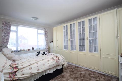 1 Coolyne Way, Clacton-on-sea, CO15 4NJ