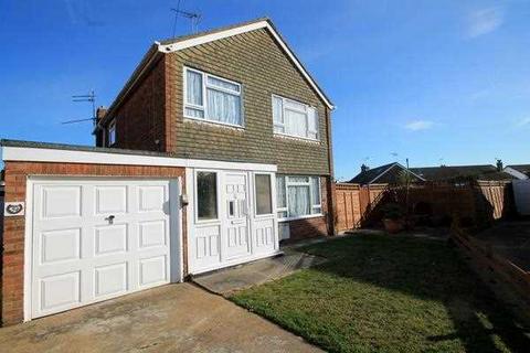 24 Chaucer Close, Jaywick, Clacton-on-sea, CO15 2PZ