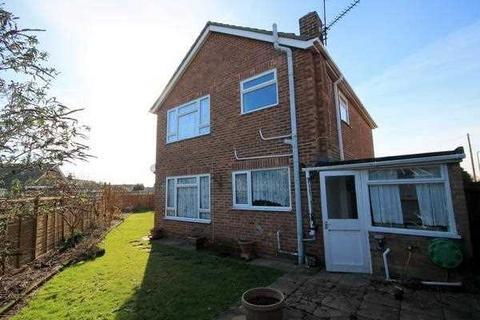 24 Chaucer Close, Jaywick, Clacton-on-sea, CO15 2PZ