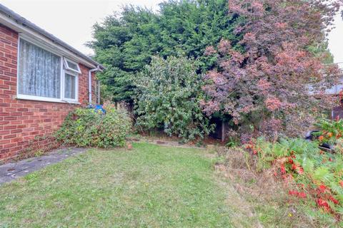 16 Bonham Close, Clacton-on-sea, CO15 4AZ