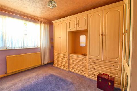16 Bonham Close, Clacton-on-sea, CO15 4AZ