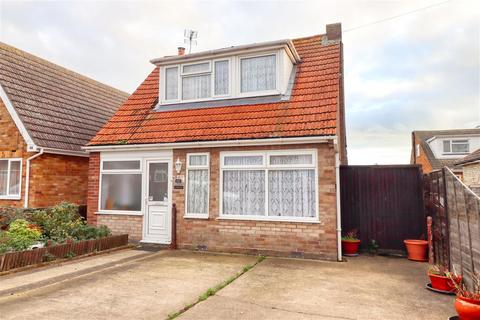 47 Crossways, Jaywick, Clacton-on-sea, CO15 2NB