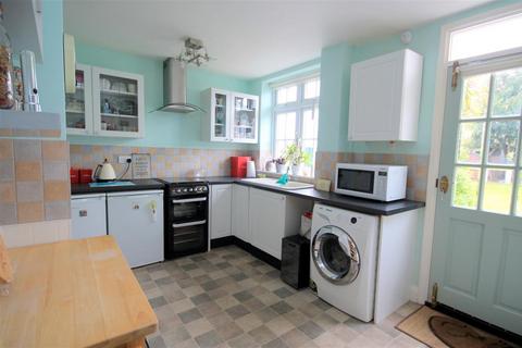 18 Croft Road, Clacton-on-sea, CO15 3EE