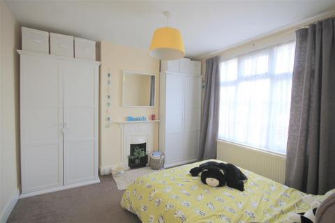 18 Croft Road, Clacton-on-sea, CO15 3EE
