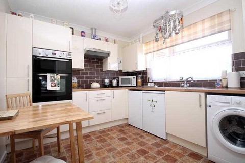 16 Burgate Close, Clacton-on-sea, CO16 7ER
