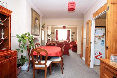 24 Coronation Road, Clacton-on-sea, CO15 3HG
