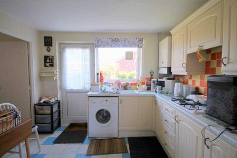 24 Reigate Avenue, Clacton-on-sea, CO16 8FB