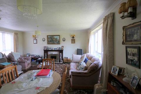24 Reigate Avenue, Clacton-on-sea, CO16 8FB