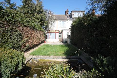 2 Cotswold Road, Clacton-on-sea, CO15 3RP