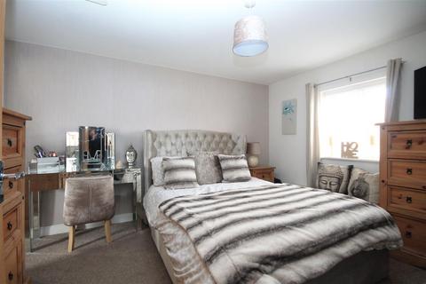 19 Cross Road, Clacton-on-sea, CO16 8GD