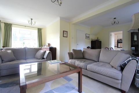 3 bedroom detached house for sale, Willingdon Place, Walmer, CT14