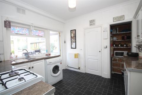 24 Beaconsfield Road, Clacton-on-sea, CO15 6BU