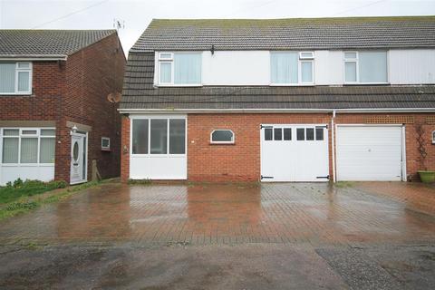 24 Crown Road, Clacton-on-sea, CO15 1AT