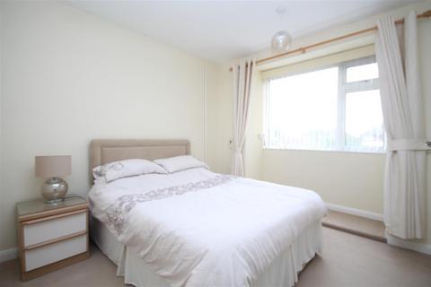 24 Crown Road, Clacton-on-sea, CO15 1AT