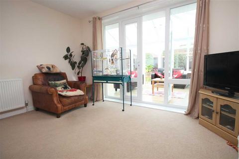 31 Burrs Road, Clacton-on-sea, CO15 4LD