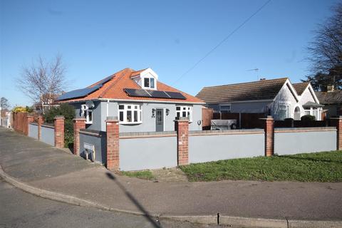 133 Burrs Road, Clacton-on-sea, CO15 4LQ