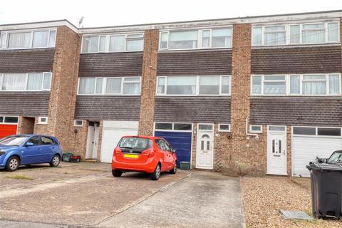 4 bedroom terraced house for sale, Clacton on Sea CO15