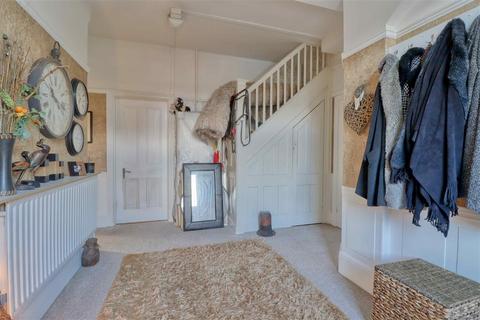 21 Beaconsfield Road, Clacton-on-sea, CO15 6BU