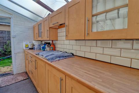21 Beaconsfield Road, Clacton-on-sea, CO15 6BU