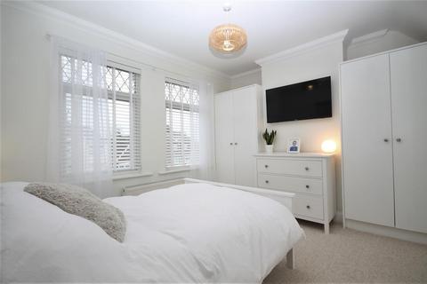 11 Coronation Road, Clacton-on-sea, CO15 3HG