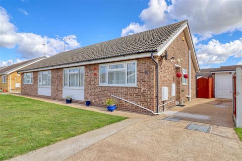 35 Crome Road, Clacton-on-sea, CO16 8YG