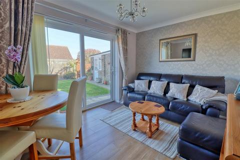 35 Crome Road, Clacton-on-sea, CO16 8YG